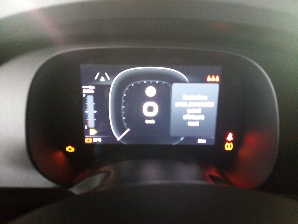 Fiat Panda Cross nuova a Brindisi (19)