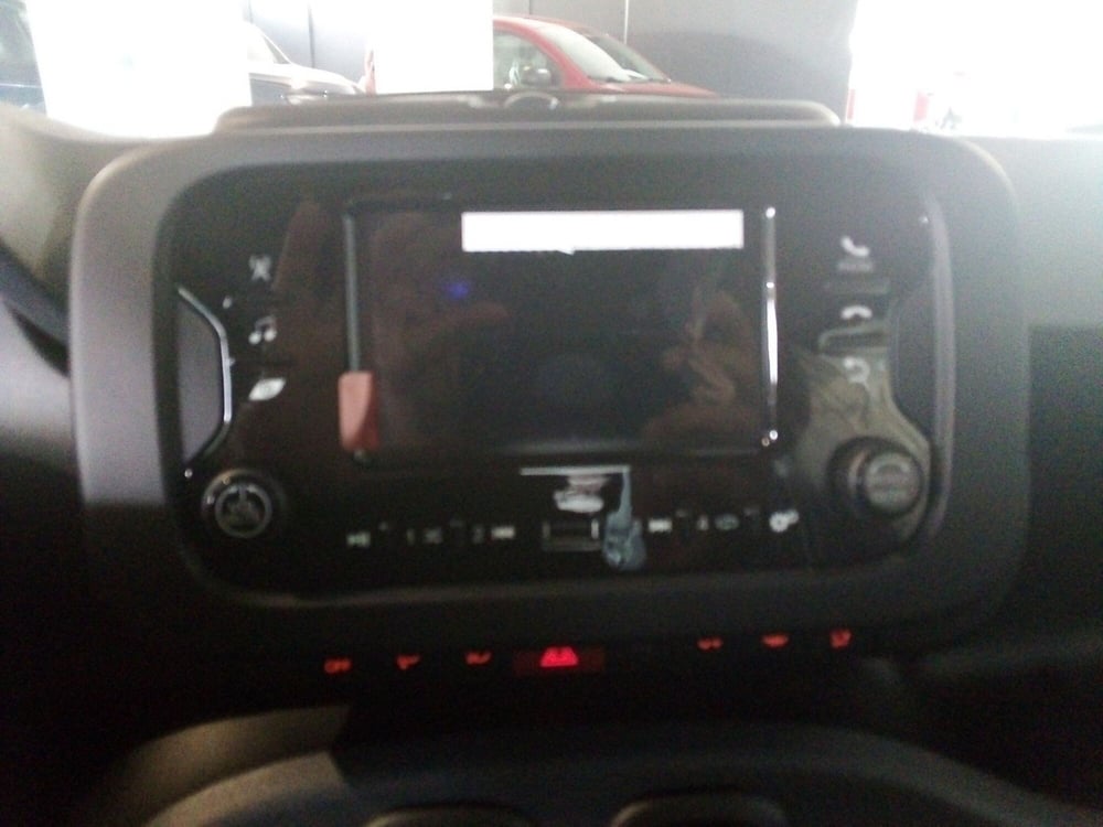 Fiat Panda Cross nuova a Brindisi (20)