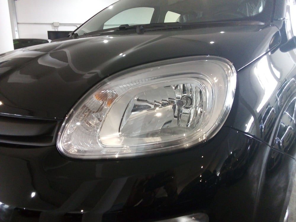 Fiat Panda Cross nuova a Brindisi (9)