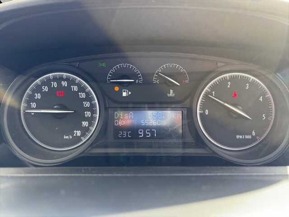 Lancia Ypsilon usata a Vibo Valentia (12)
