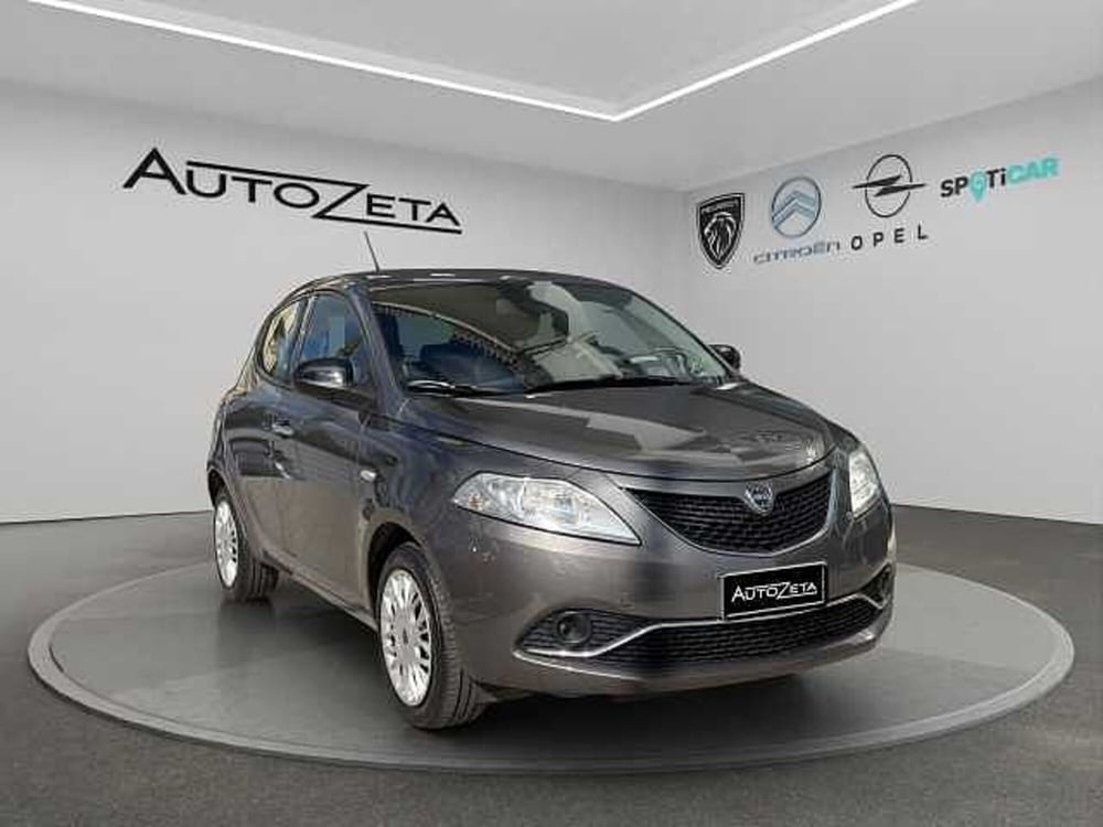 Lancia Ypsilon usata a Vibo Valentia (3)