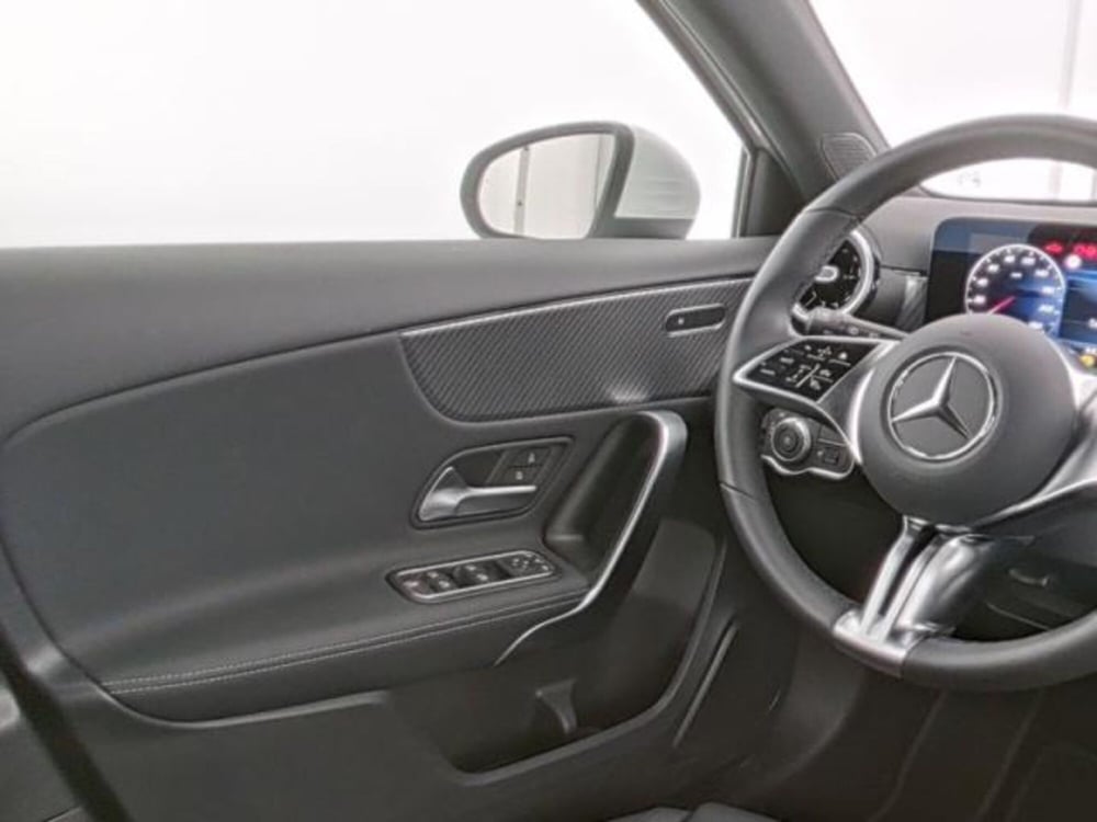 Mercedes-Benz Classe A usata a Milano (9)