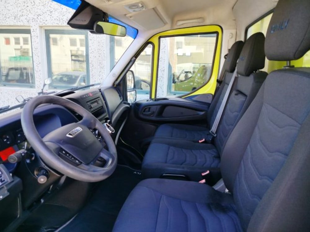 Iveco Daily Telaio usata a Oristano (14)