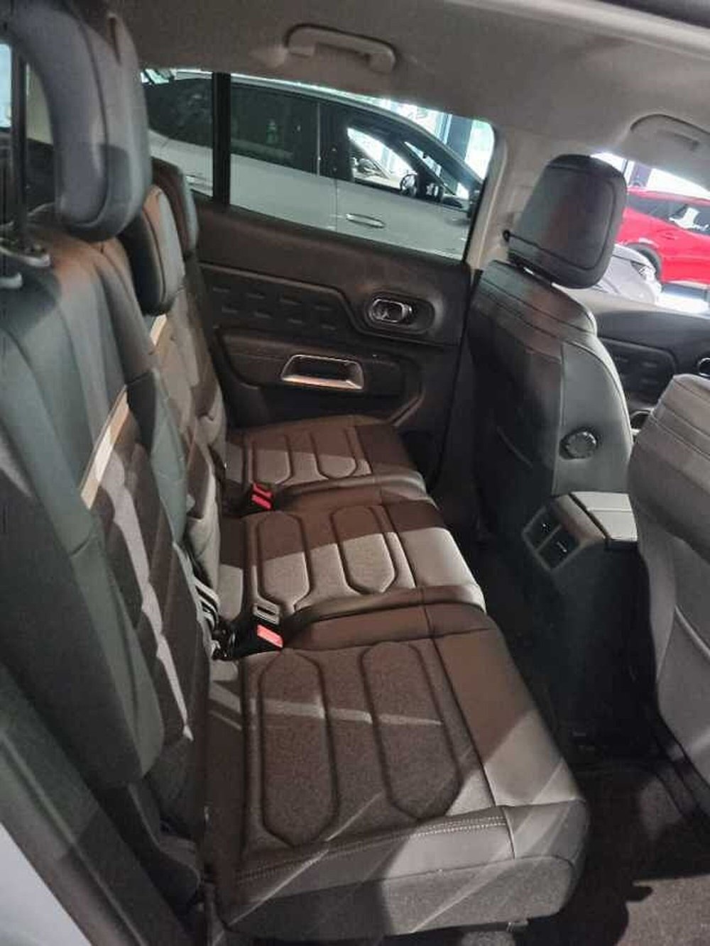 Citroen C5 Aircross nuova a Varese (8)