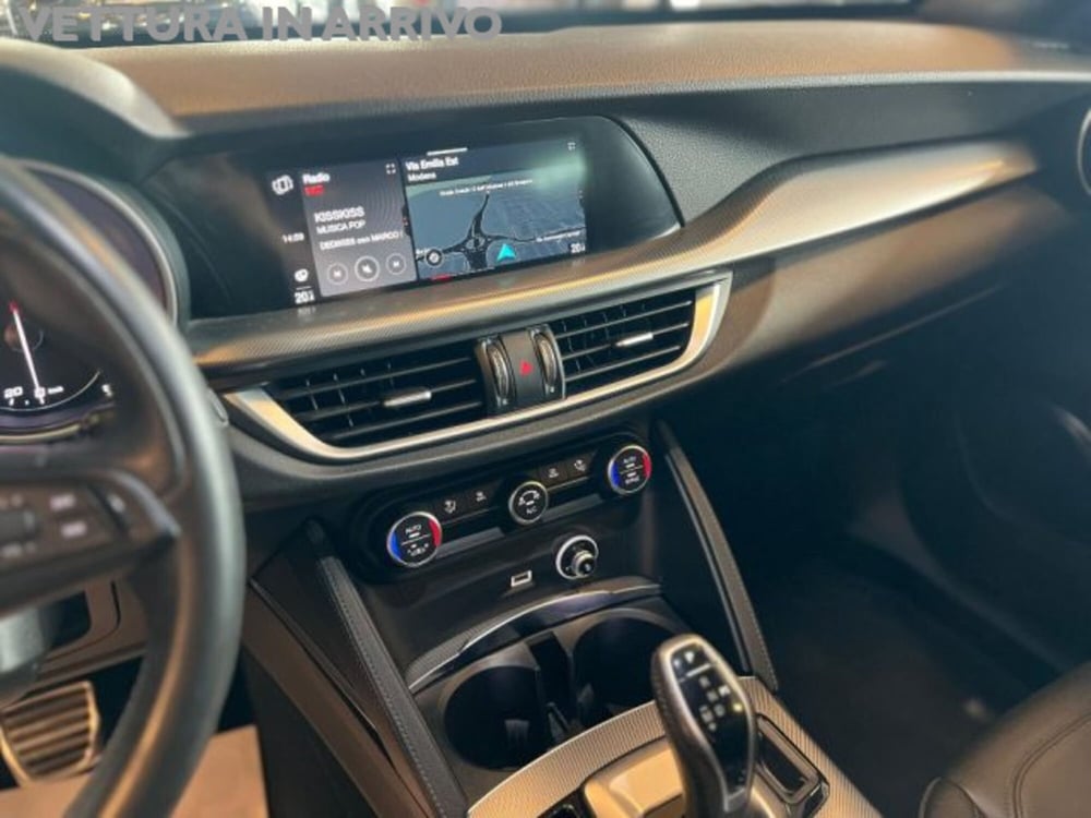 Alfa Romeo Stelvio usata a Modena (11)