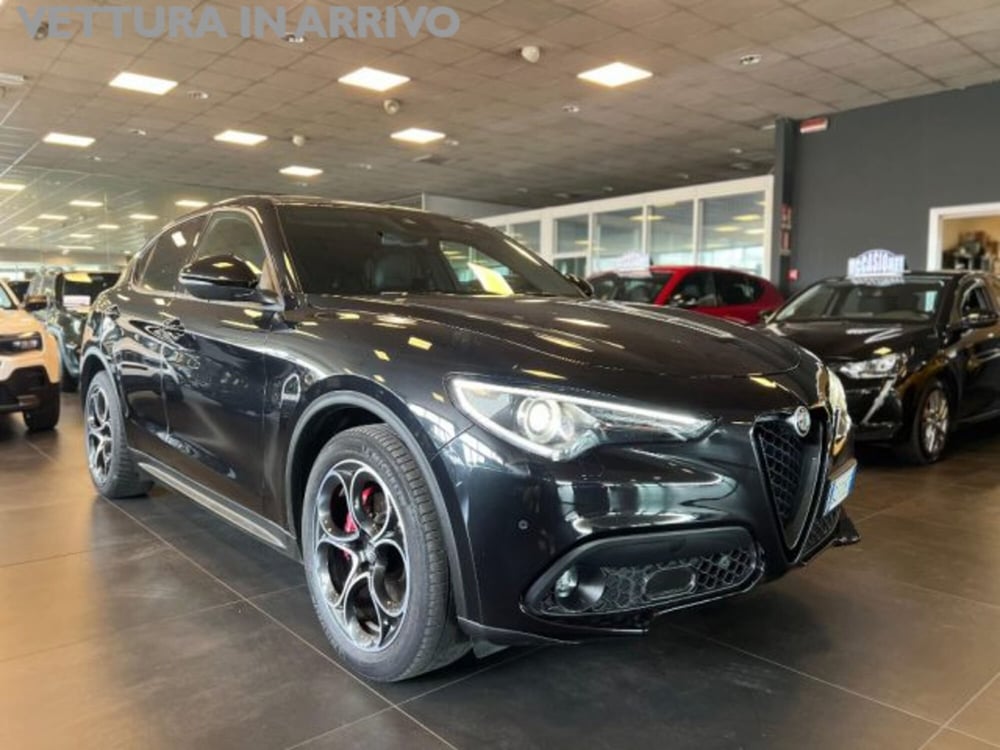 Alfa Romeo Stelvio usata a Modena (3)