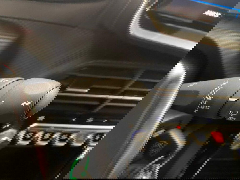 Peugeot 2008 nuova a Torino (12)