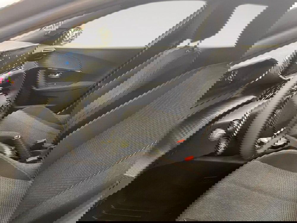 Peugeot 2008 nuova a Torino (7)