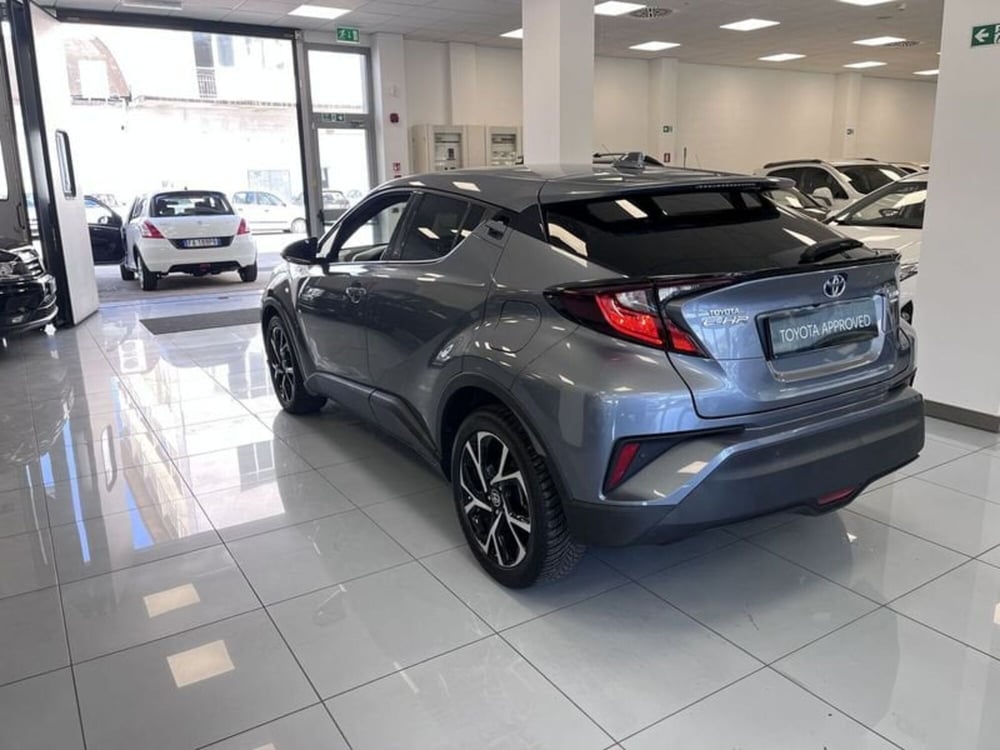 Toyota Toyota C-HR usata a Prato (6)