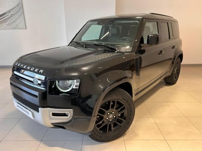 Land Rover Defender 110 3.0d i6 mhev X-Dynamic SE awd 200cv auto del 2022 usata a Napoli