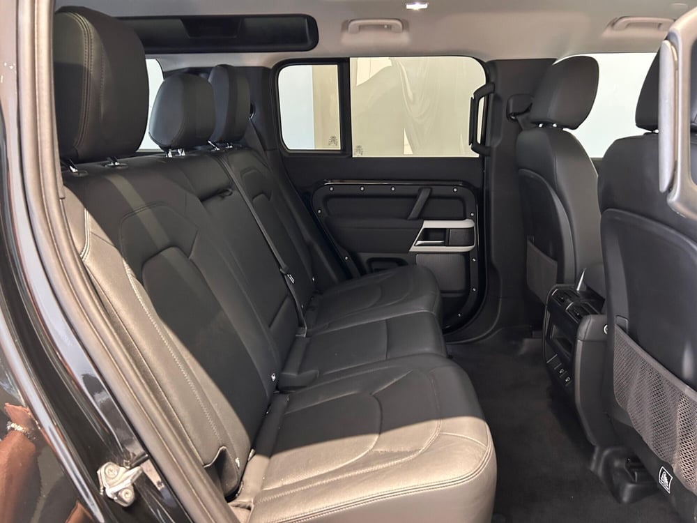Land Rover Defender usata a Napoli (4)