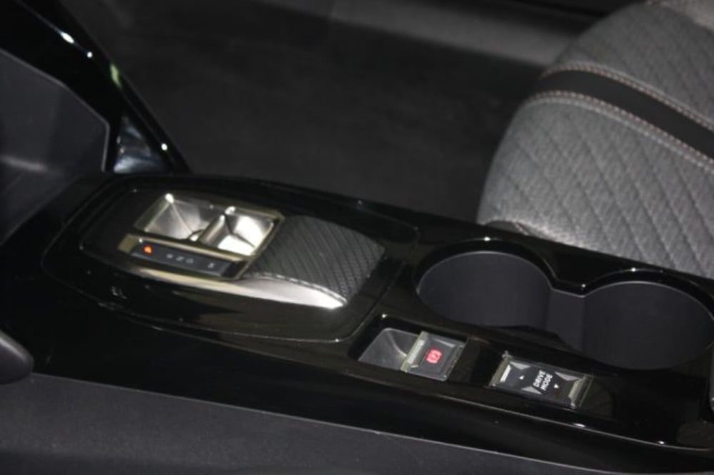 Peugeot 2008 usata a Viterbo (9)