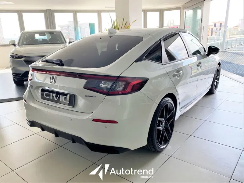 Honda Civic nuova a Bari (3)