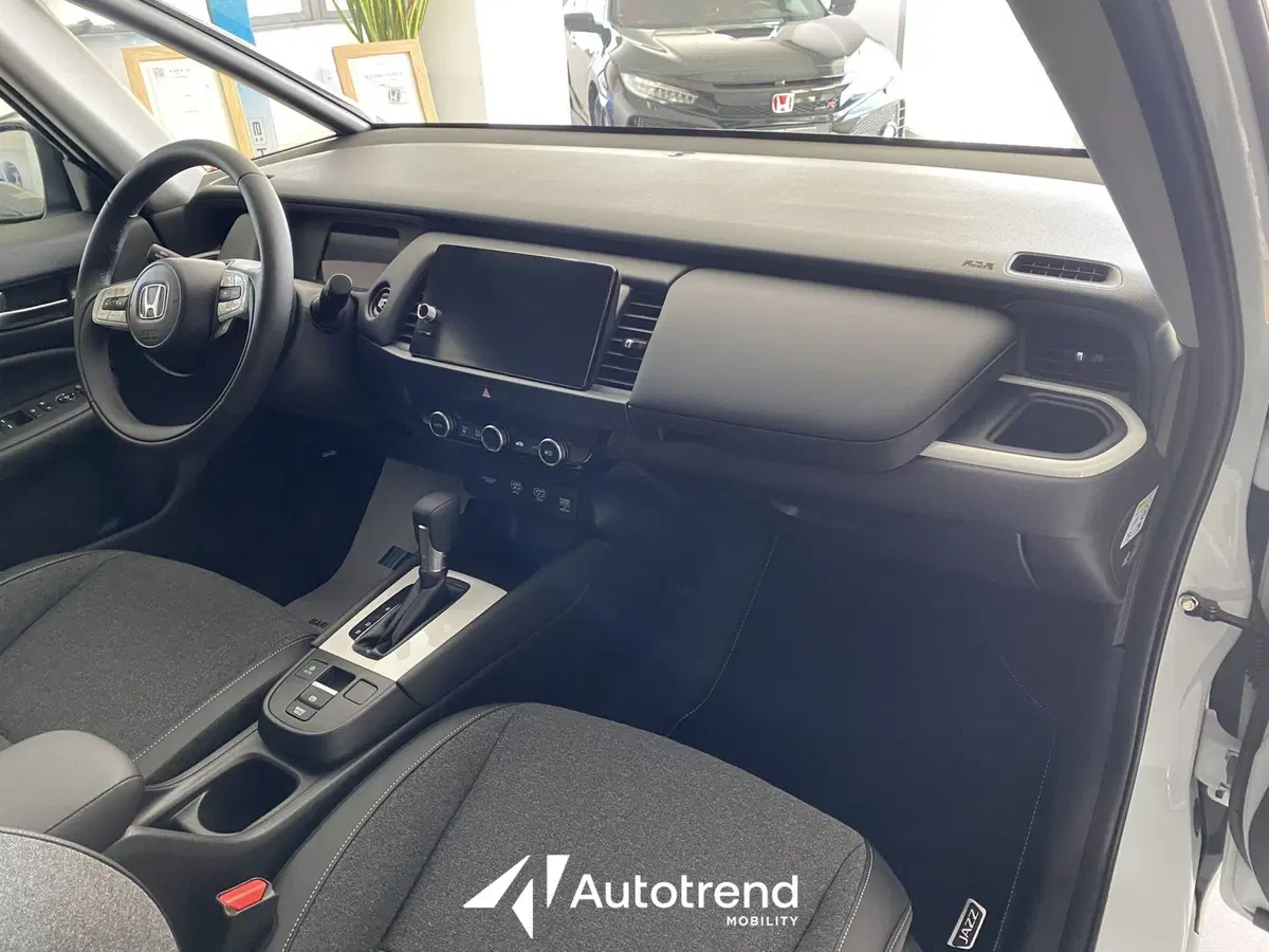 Honda Jazz nuova a Bari (8)