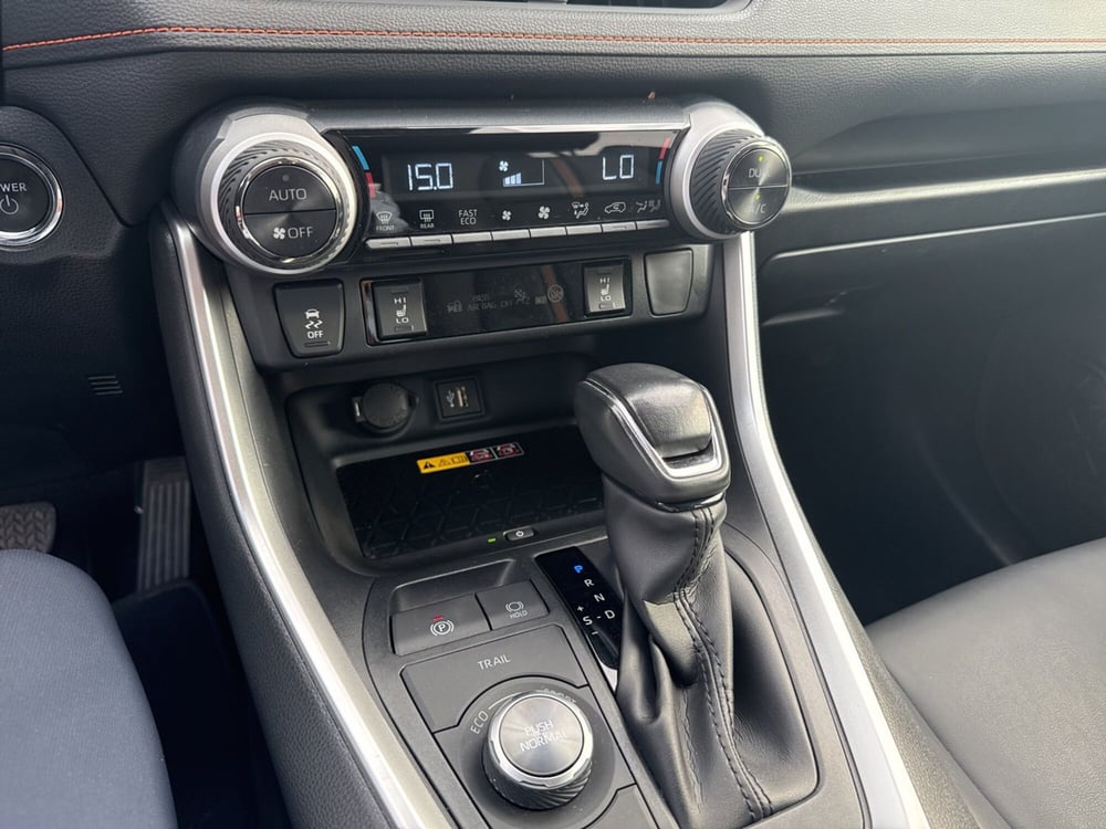 Toyota Rav4 usata a Piacenza (15)