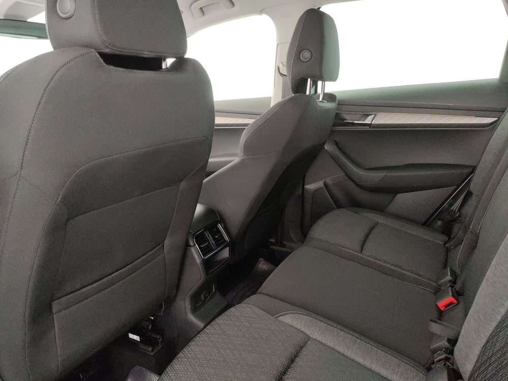 Skoda Karoq usata a Caserta (16)