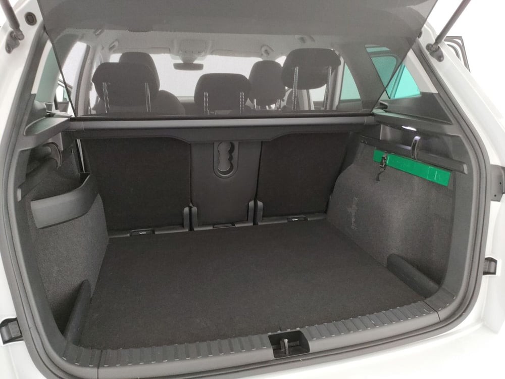 Skoda Karoq usata a Caserta (8)