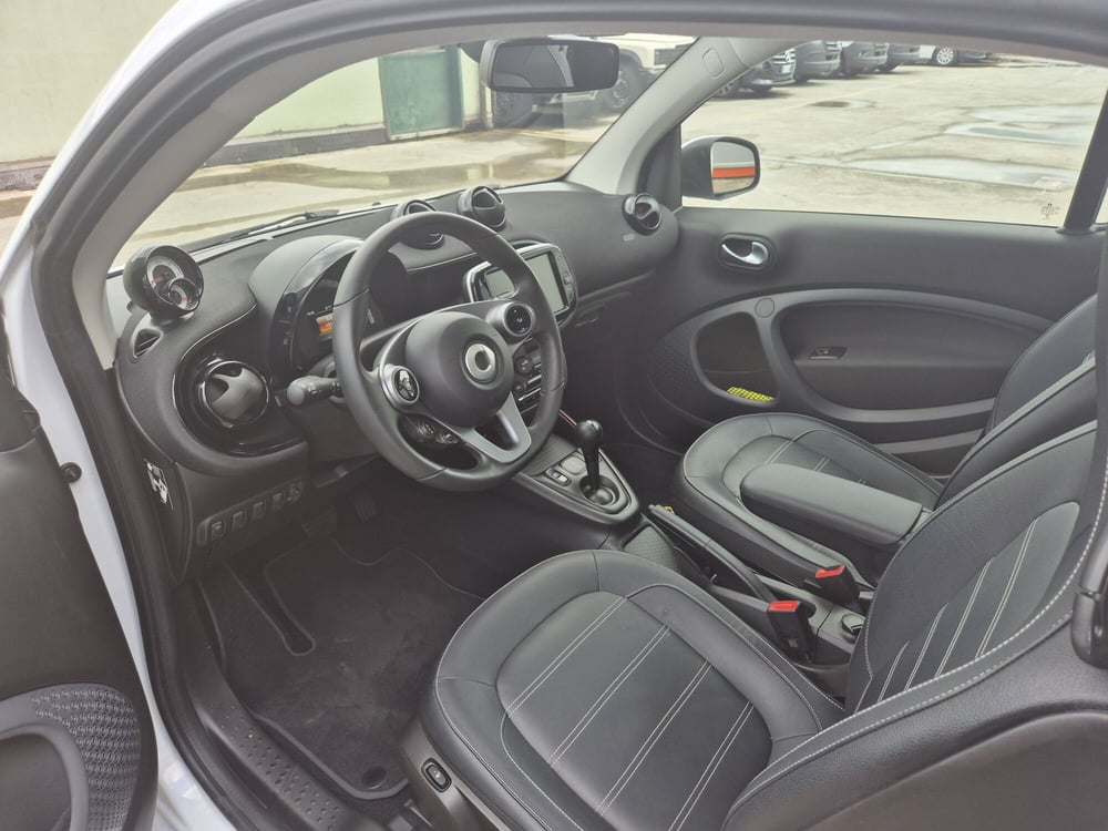 smart Fortwo usata  (6)