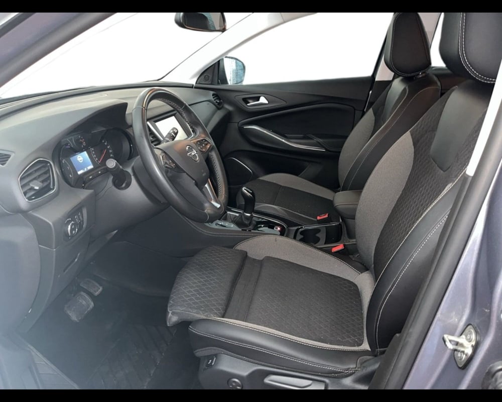 Opel Grandland X usata a Torino (14)