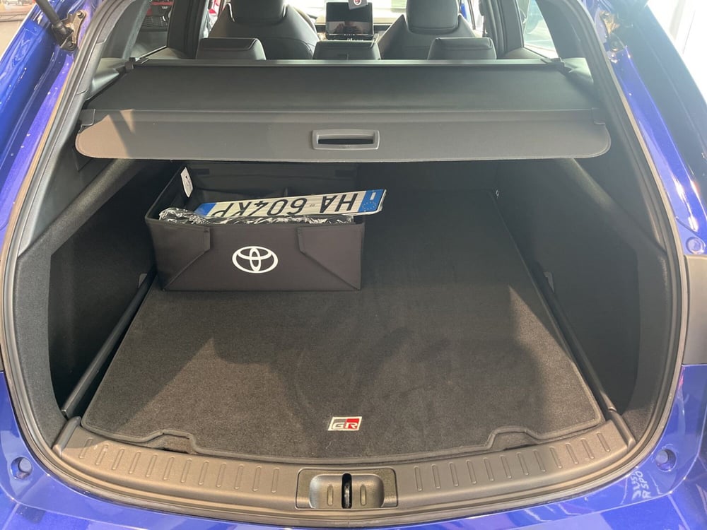 Toyota Corolla Touring Sports nuova a Ragusa (7)