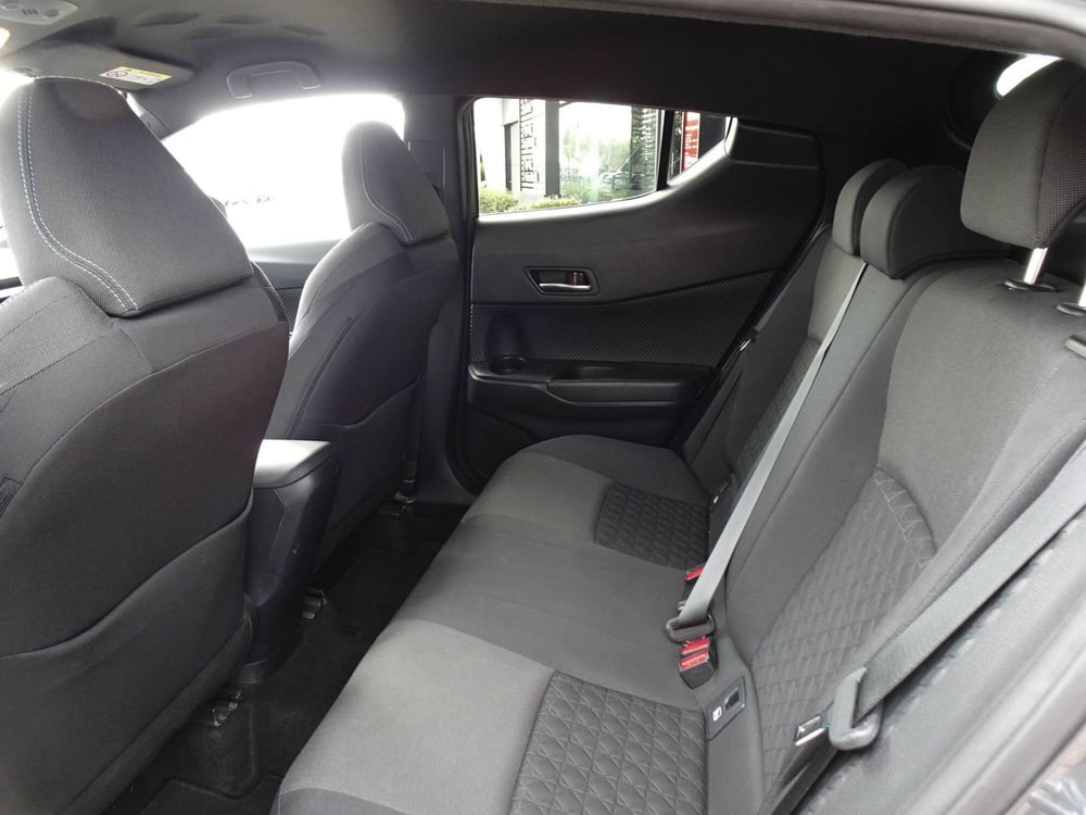 Toyota Toyota C-HR usata a Treviso (13)