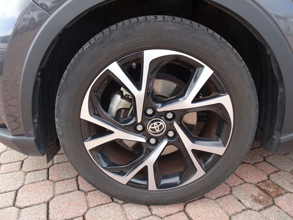 Toyota Toyota C-HR usata a Treviso (9)