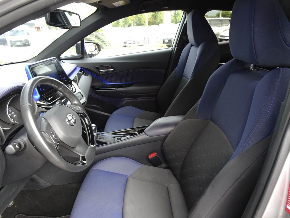 Toyota Toyota C-HR usata a Treviso (12)