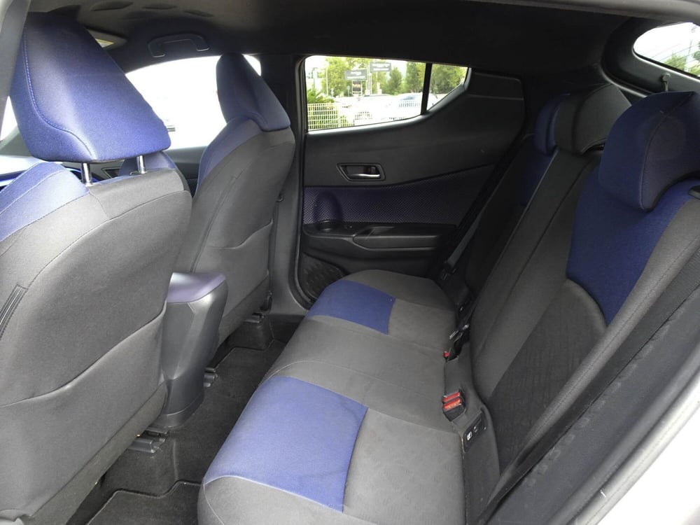 Toyota Toyota C-HR usata a Treviso (13)