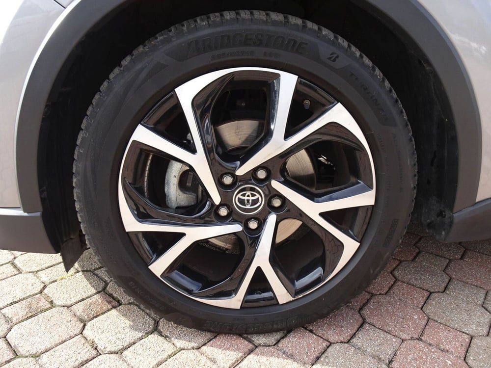 Toyota Toyota C-HR usata a Treviso (9)