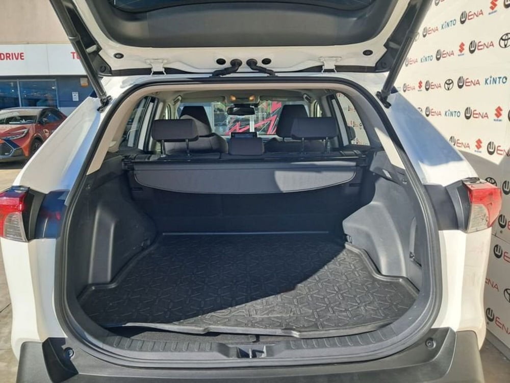 Toyota Rav4 usata a Cagliari (10)