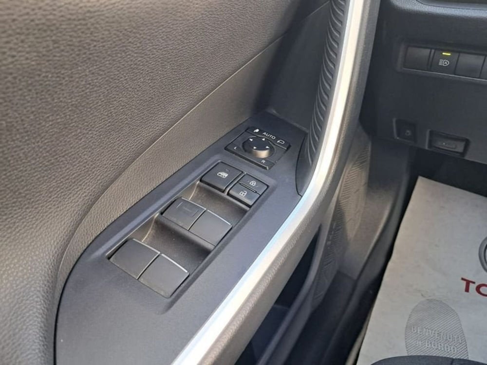 Toyota Rav4 usata a Cagliari (18)