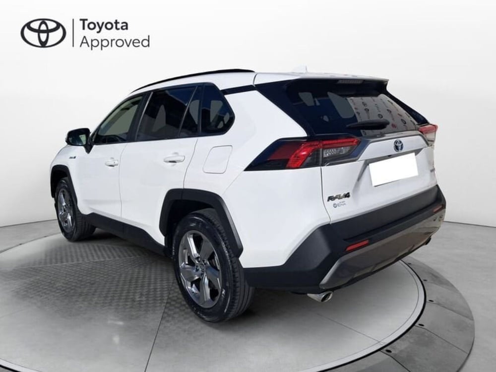 Toyota Rav4 usata a Cagliari (9)