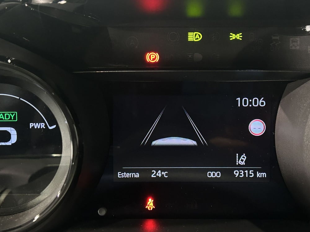 Toyota Yaris usata a Milano (13)