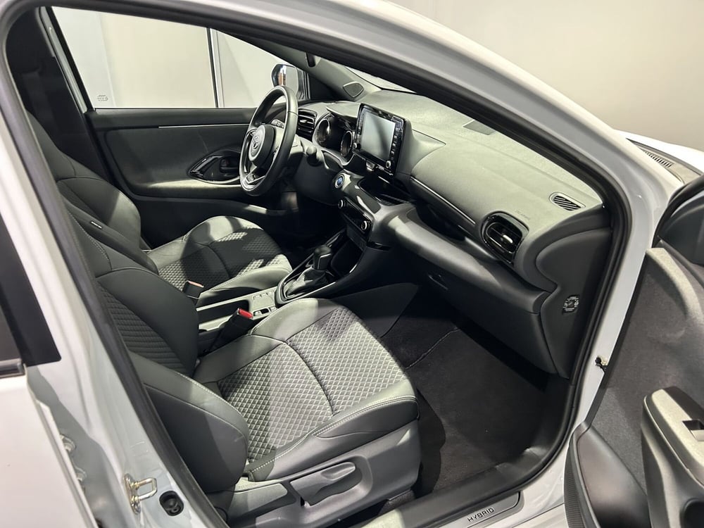 Toyota Yaris usata a Milano (6)
