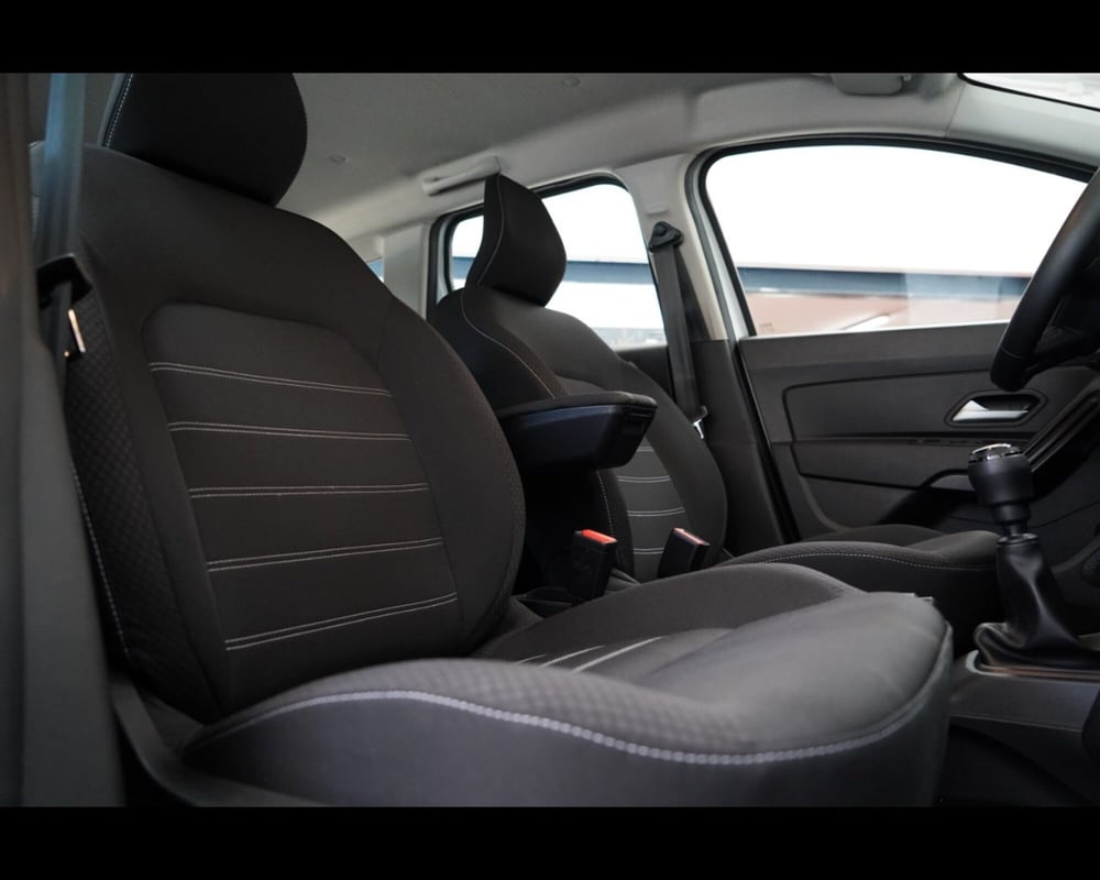 Dacia Duster usata a Treviso (12)