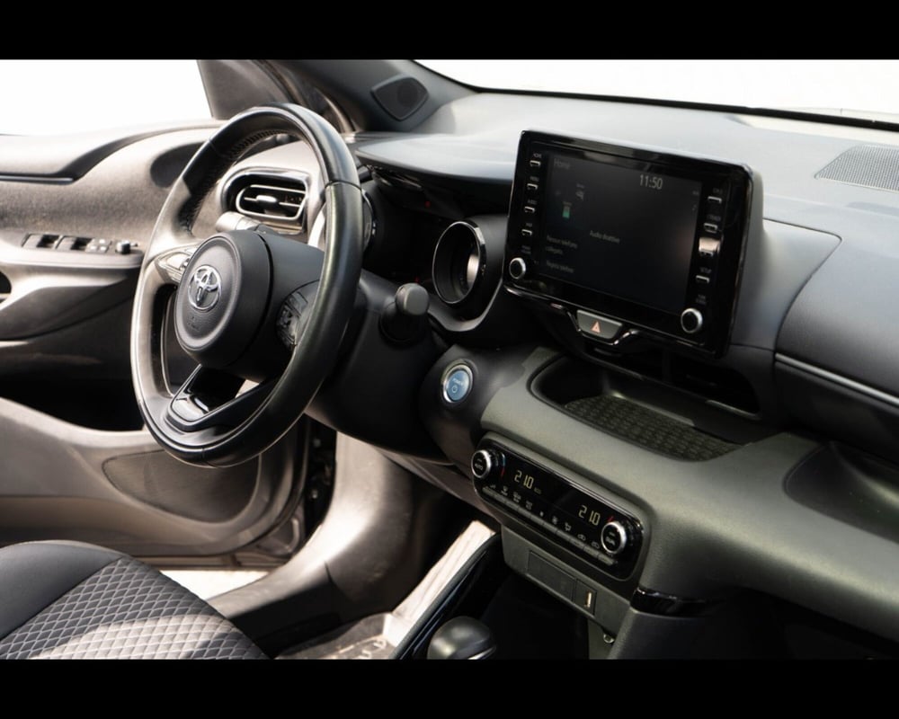 Toyota Yaris usata a Venezia (13)