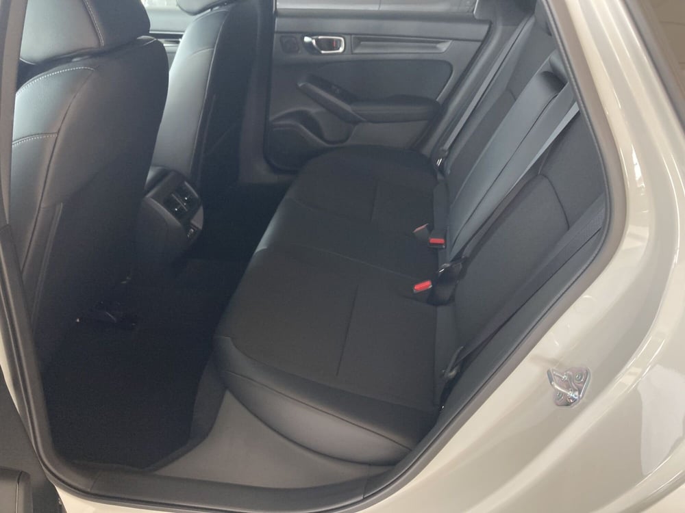 Honda Civic nuova a Pavia (14)
