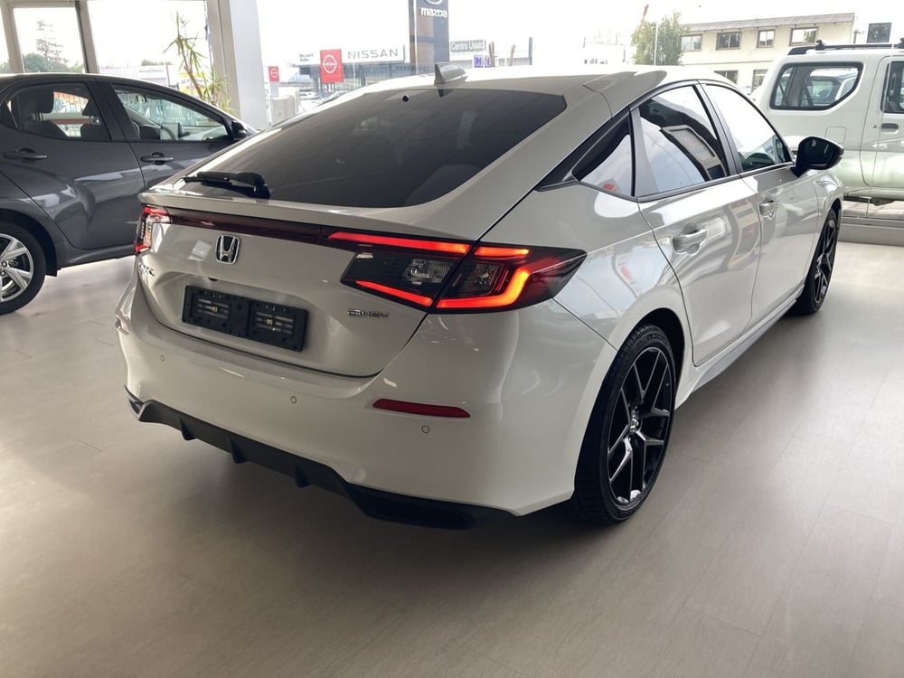 Honda Civic nuova a Pavia (3)