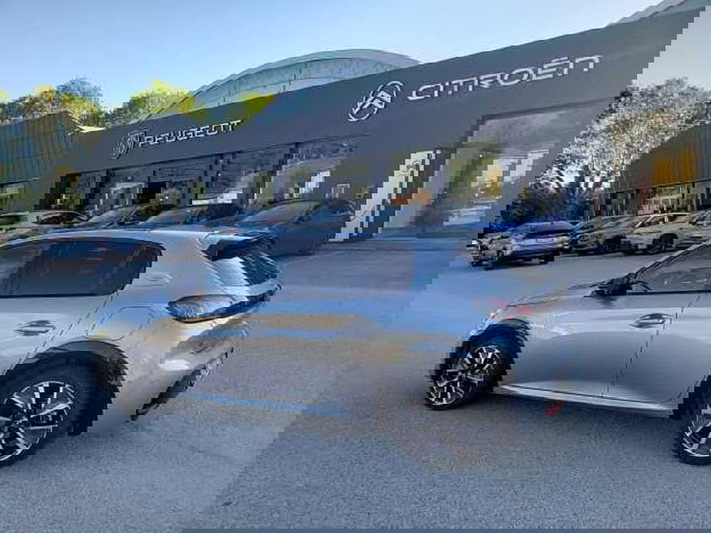 Peugeot 208 usata a Pesaro-Urbino (6)