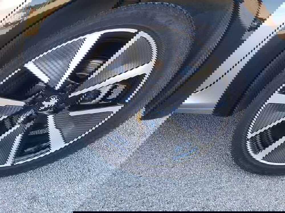 Peugeot 208 usata a Pesaro-Urbino (7)