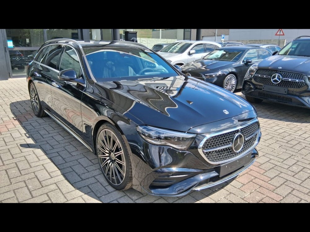 Mercedes-Benz Classe E Station Wagon nuova a Pisa (3)