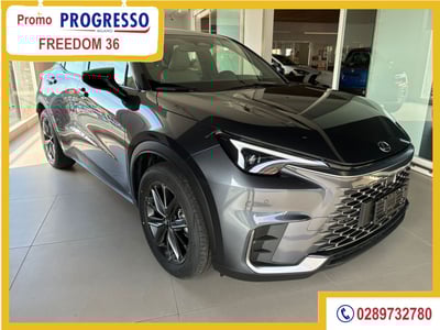 Lexus LBX 1.5 hybrid Elegant 2wd nuova a Sesto San Giovanni