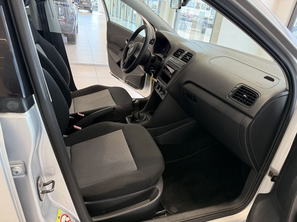 Volkswagen Polo usata a Latina (8)
