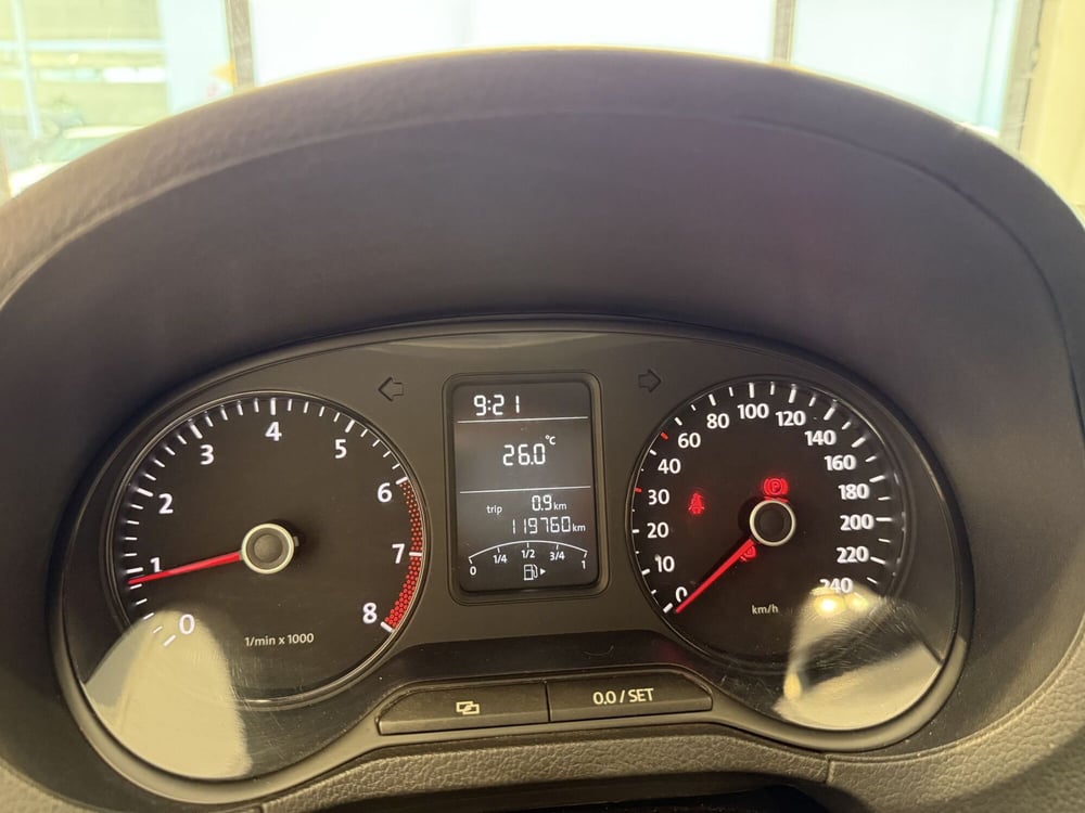 Volkswagen Polo usata a Latina (9)