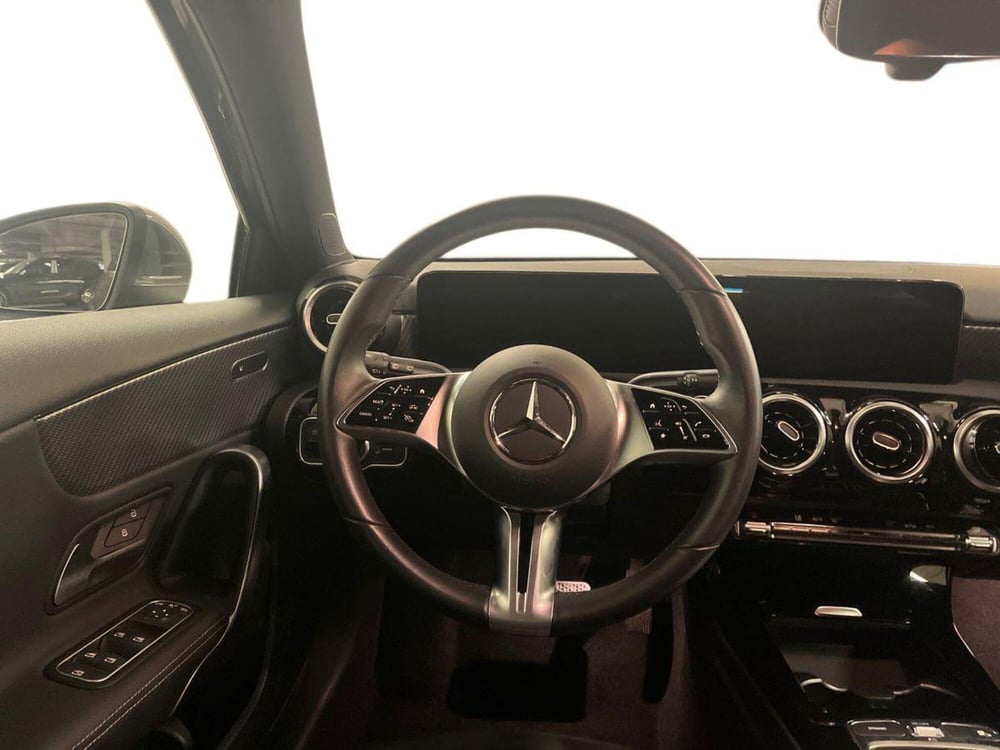 Mercedes-Benz Classe A usata a Milano (11)
