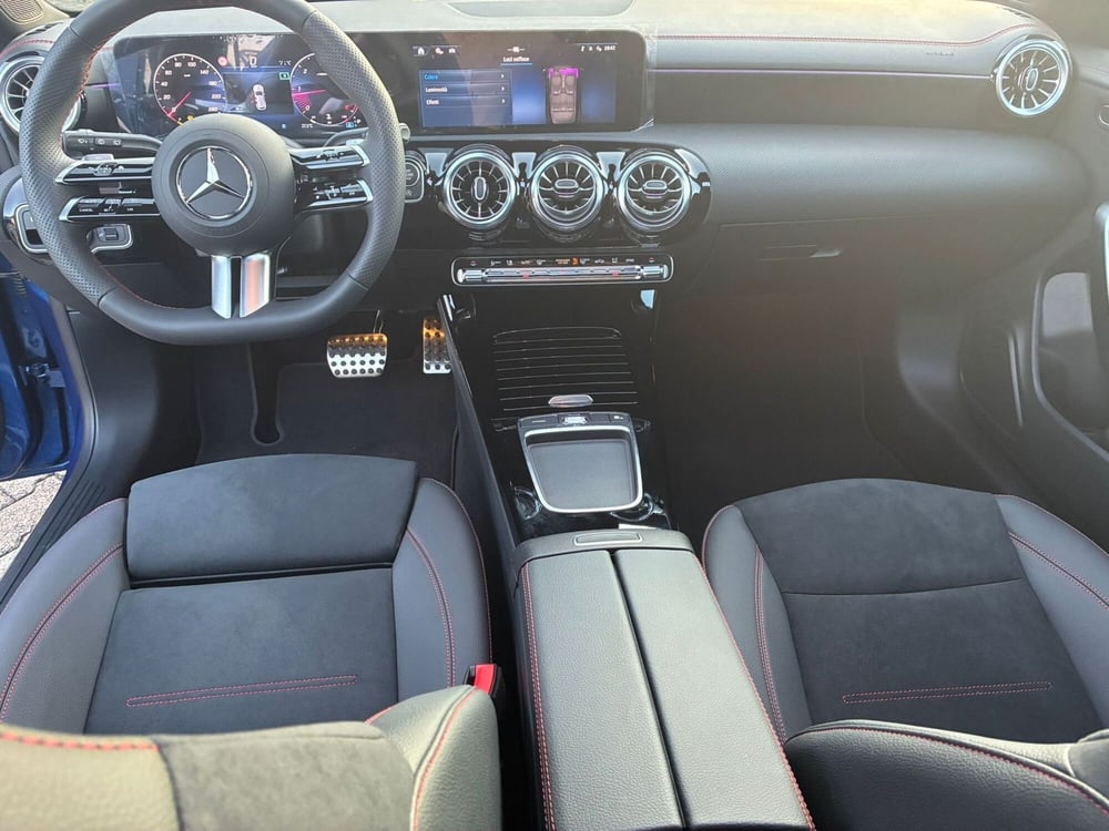 Mercedes-Benz CLA Shooting Brake nuova a Chieti (6)