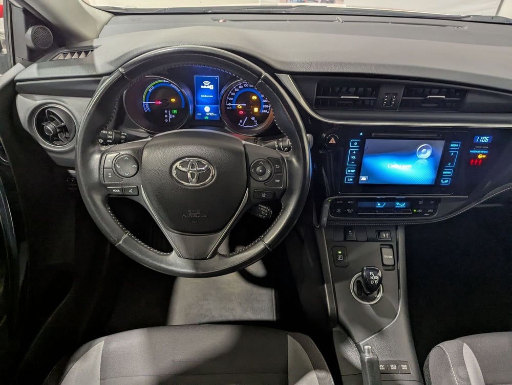 Toyota Auris usata a Trento (11)