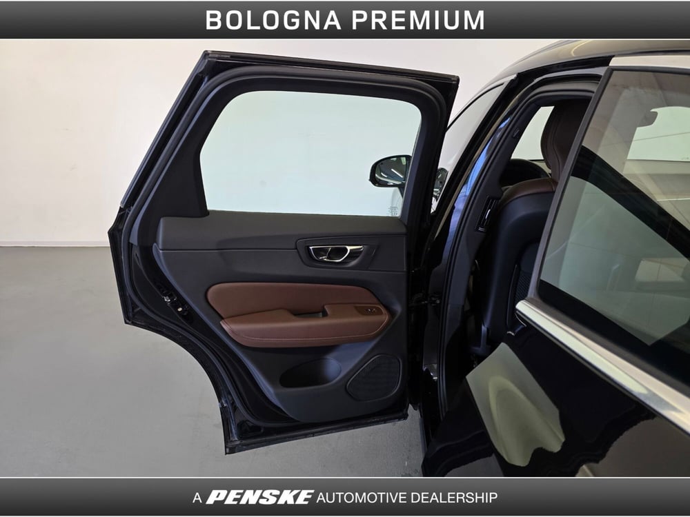 Volvo XC60 usata a Bologna (18)