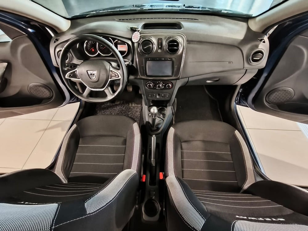 Dacia Sandero usata a Brescia (10)