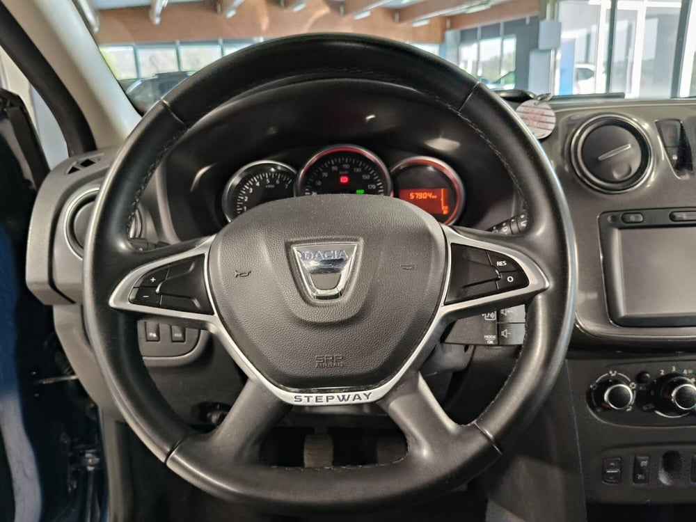 Dacia Sandero usata a Brescia (13)